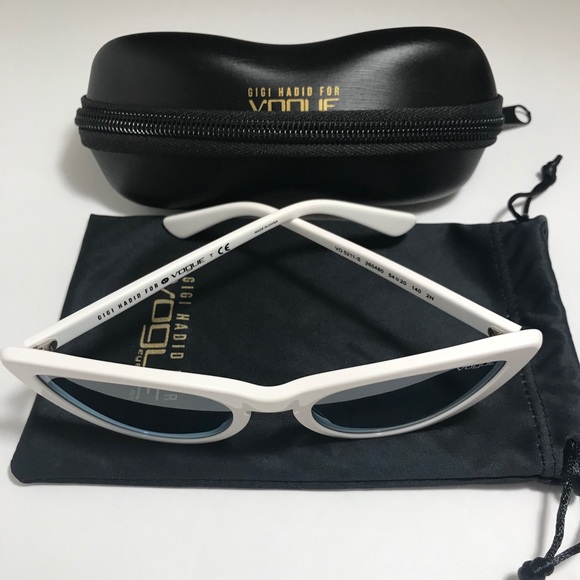 #HP🥳💥 VOGUE Sunglasses 😎 - Picture 5 of 9